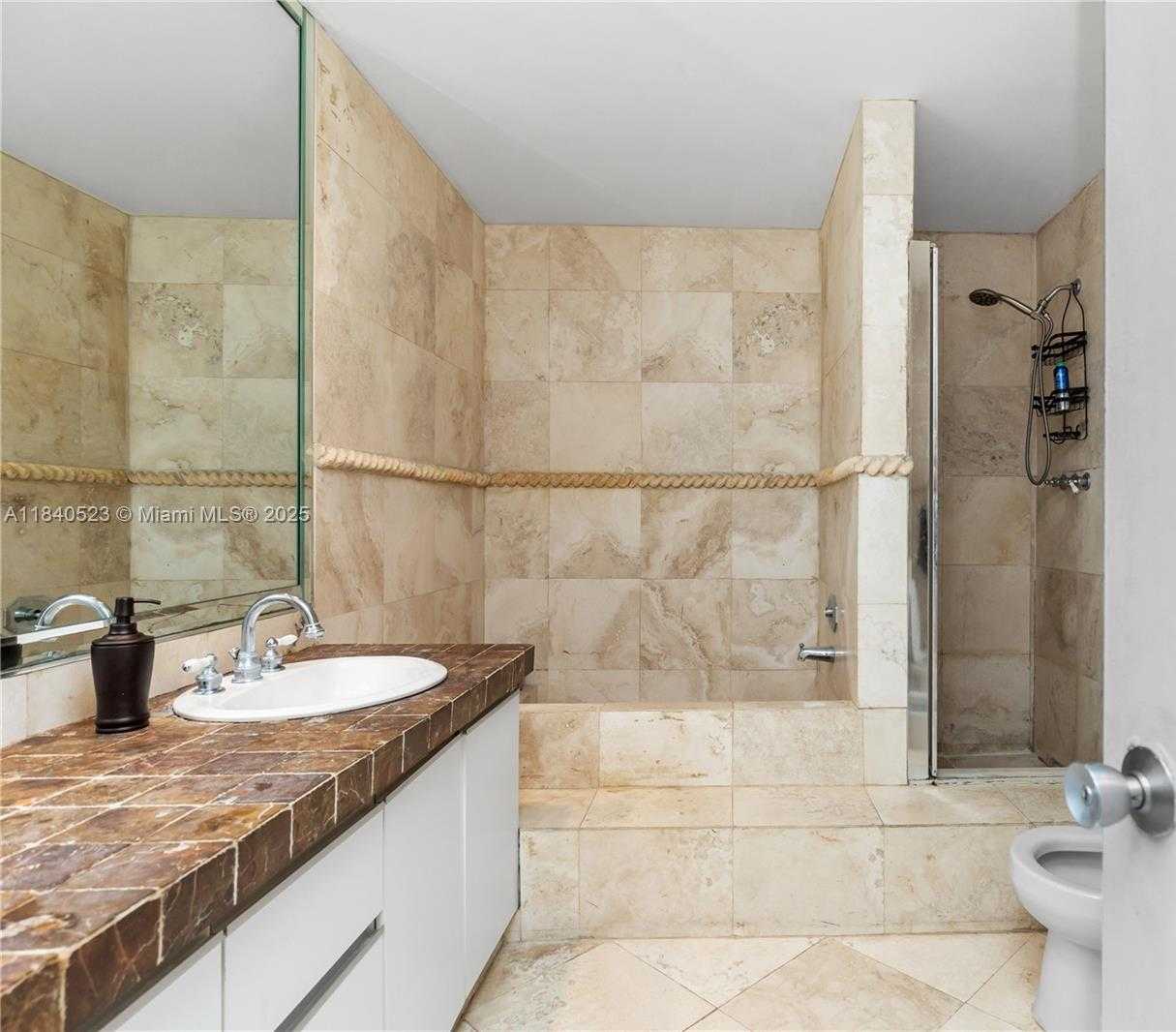 Small Image of 214 POINCIANA DR #204, Sunny Isles Beach Number 31