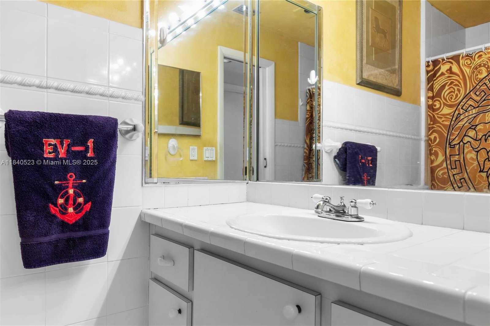 Small Image of 214 POINCIANA DR #204, Sunny Isles Beach Number 36