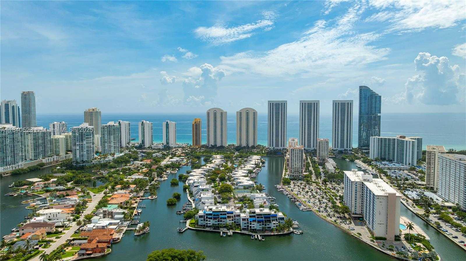 Small Image of 214 POINCIANA DR #204, Sunny Isles Beach Number 48