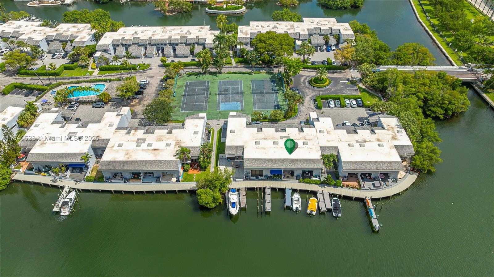 Small Image of 214 POINCIANA DR #204, Sunny Isles Beach Number 5