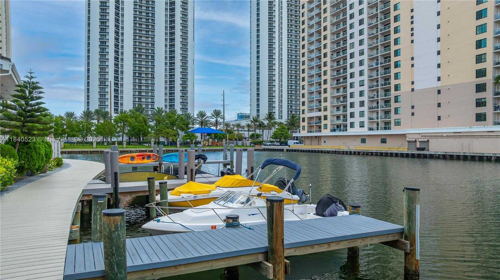 Small Image of 214 POINCIANA DR #204, Sunny Isles Beach Number 69