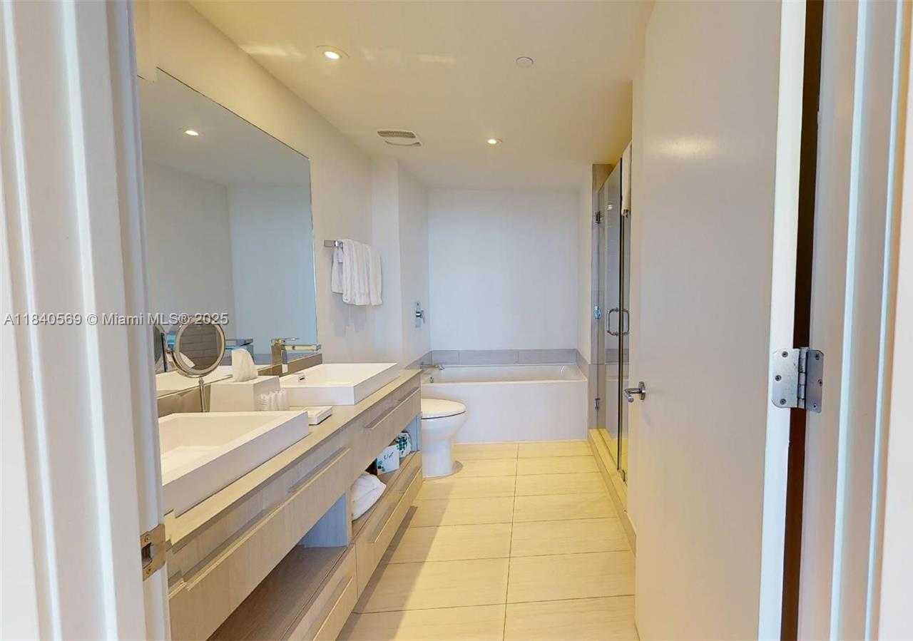 Small Image of 4010 SOUTH OCEAN DR #T3802, Hollywood Number 21