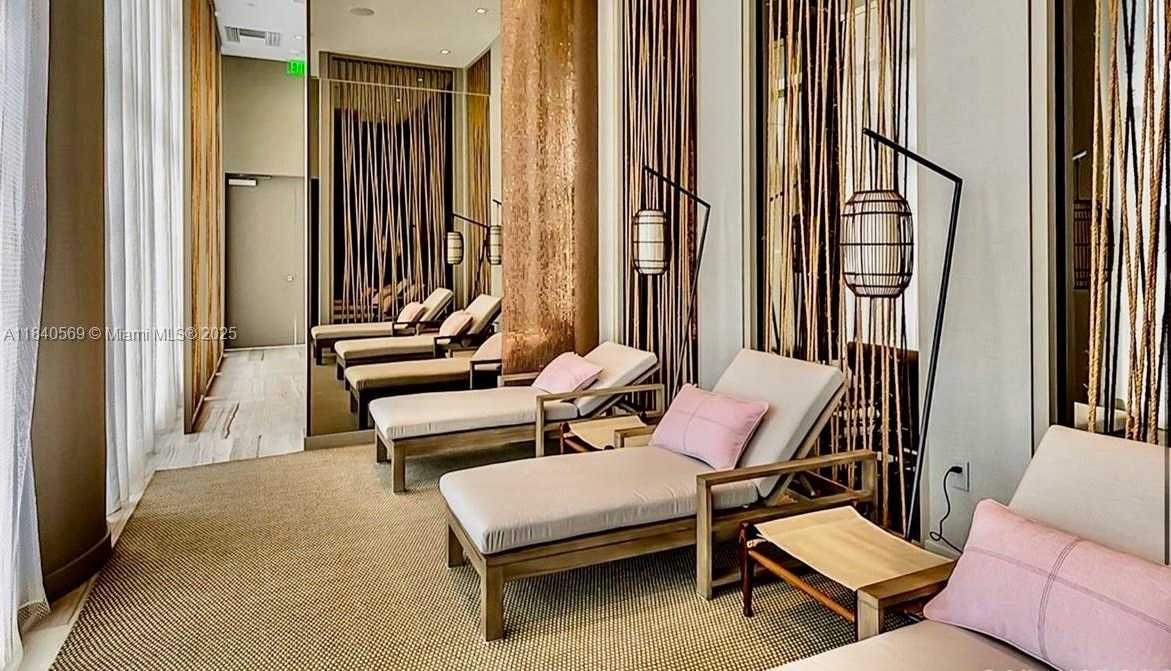 Small Image of 4010 SOUTH OCEAN DR #T3802, Hollywood Number 39