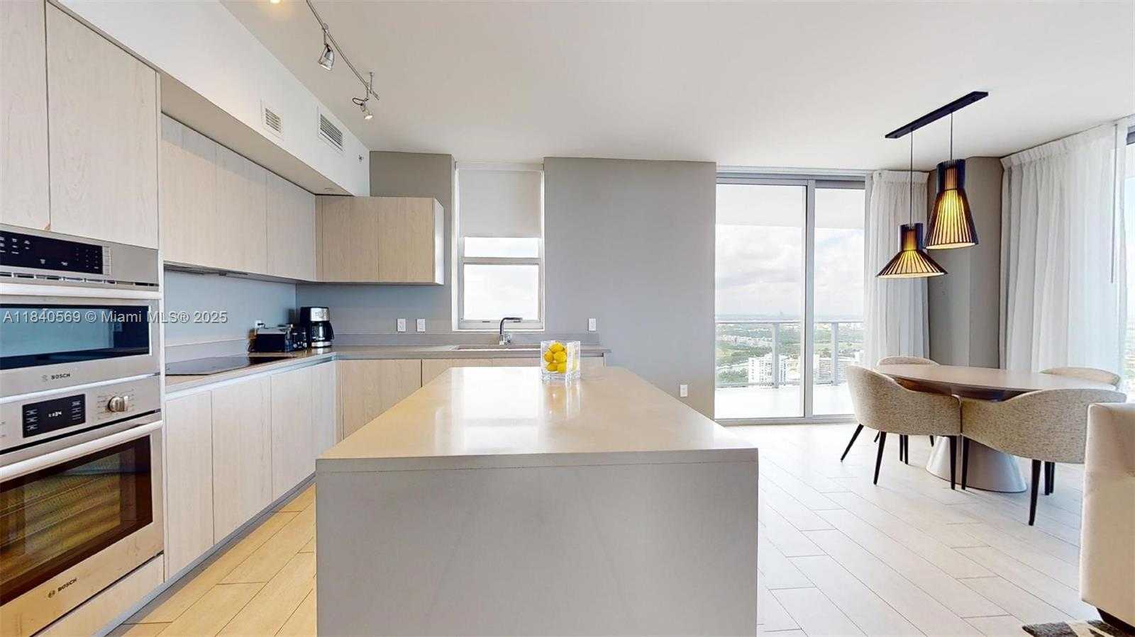 Small Image of 4010 SOUTH OCEAN DR #T3802, Hollywood Number 8