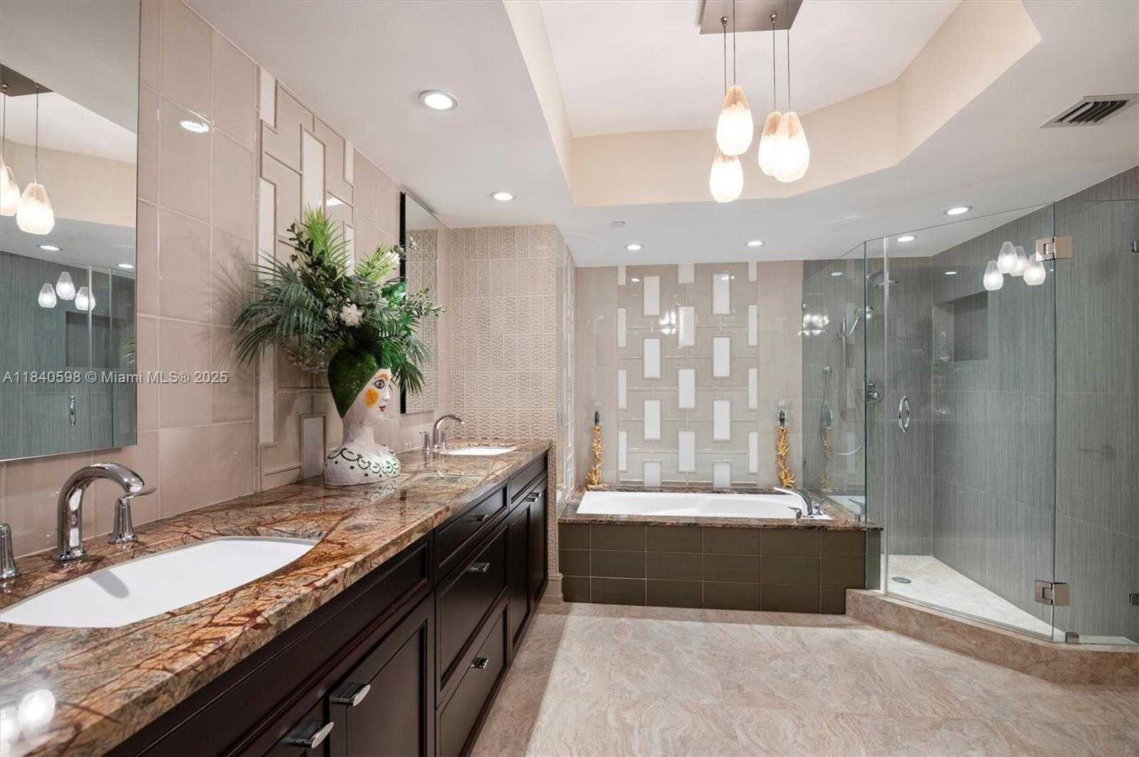 Small Image of 3640 YACHT CLUB DR #1108, Aventura Number 10