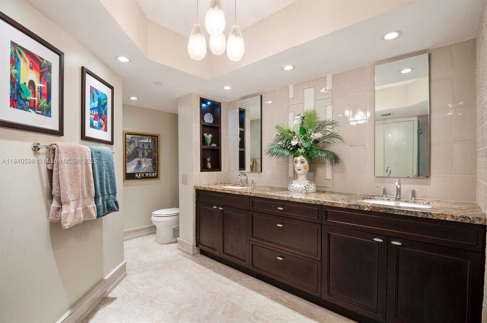 Small Image of 3640 YACHT CLUB DR #1108, Aventura Number 11