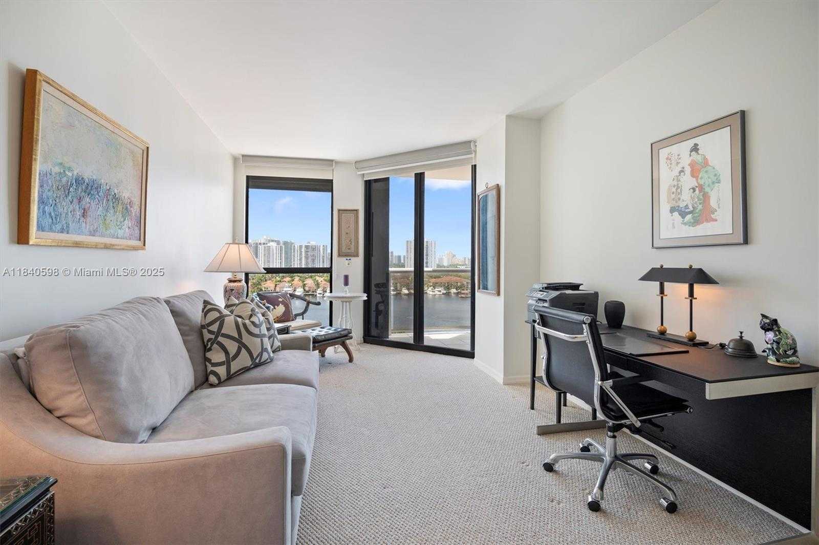 Small Image of 3640 YACHT CLUB DR #1108, Aventura Number 12