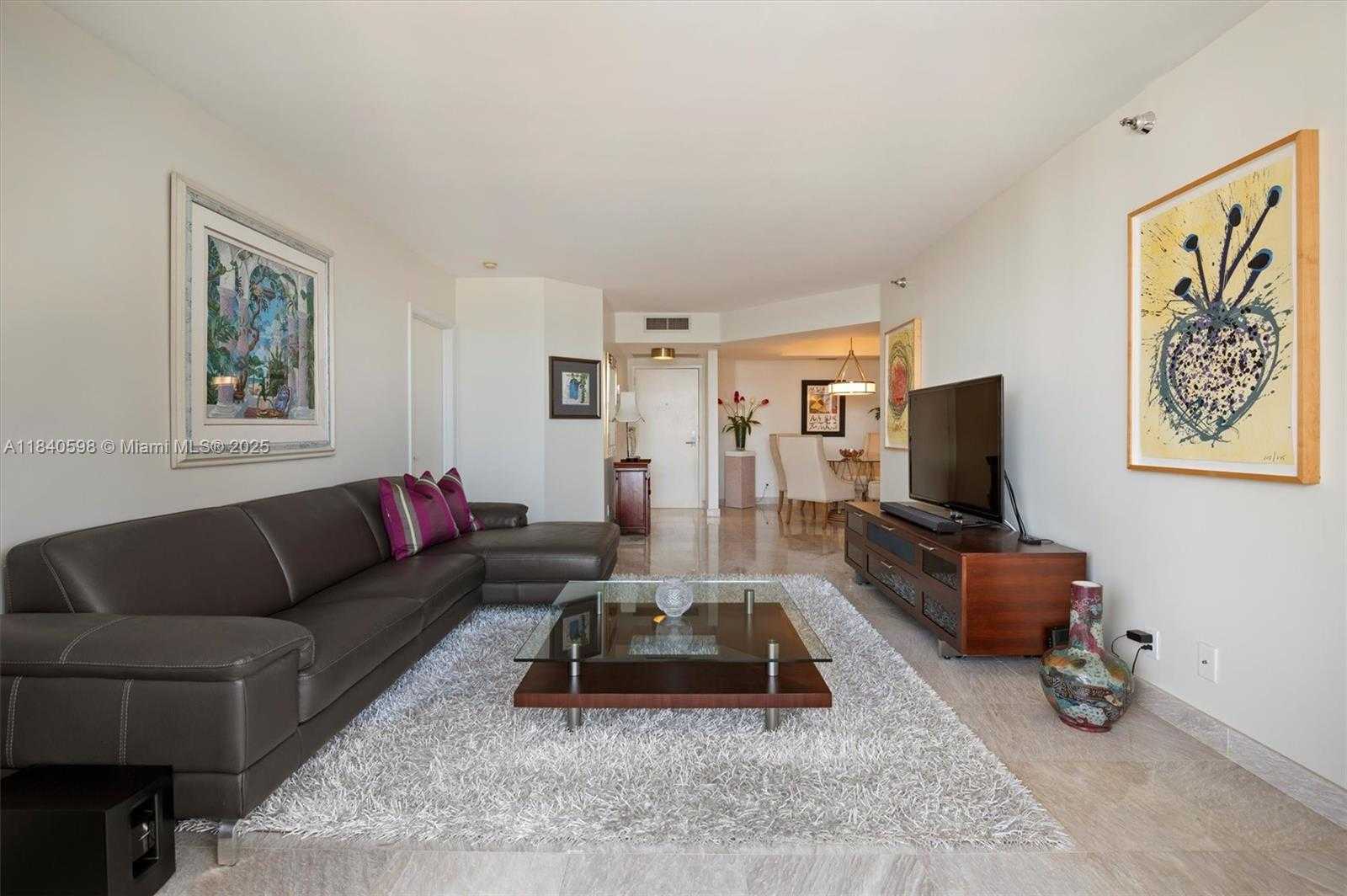 Small Image of 3640 YACHT CLUB DR #1108, Aventura Number 7
