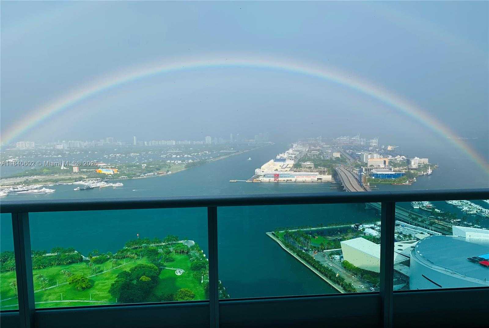 Small Image of 900 BISCAYNE BLVD #4504, Miami Number 2