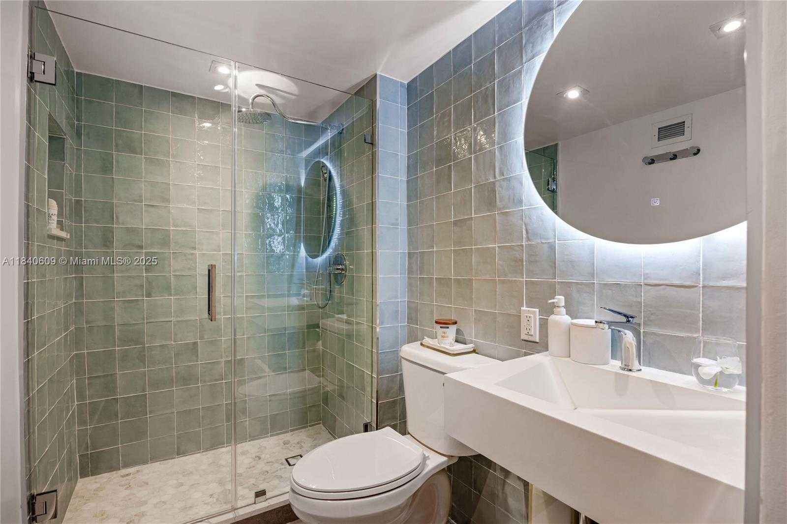 Small Image of 2780 NORTH EAST 183RD ST #1714, Aventura Number 11