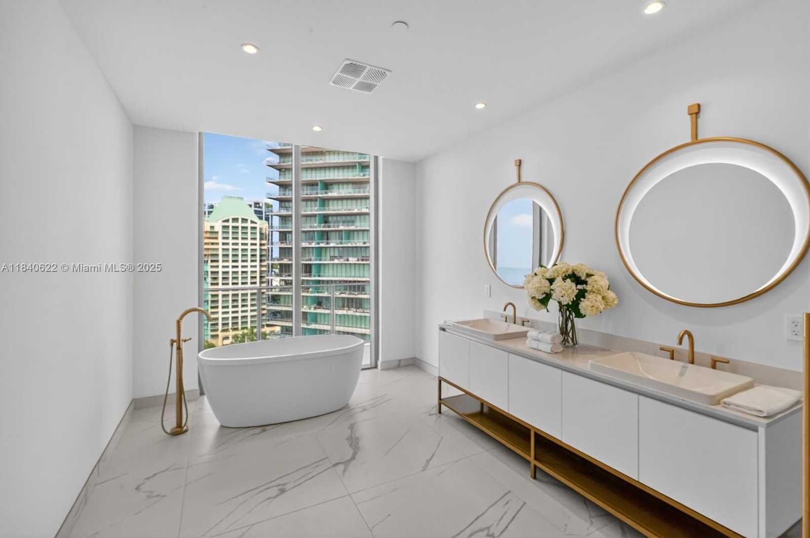 Small Image of 2655 SOUTH BAYSHORE DR #1401, Miami Number 44