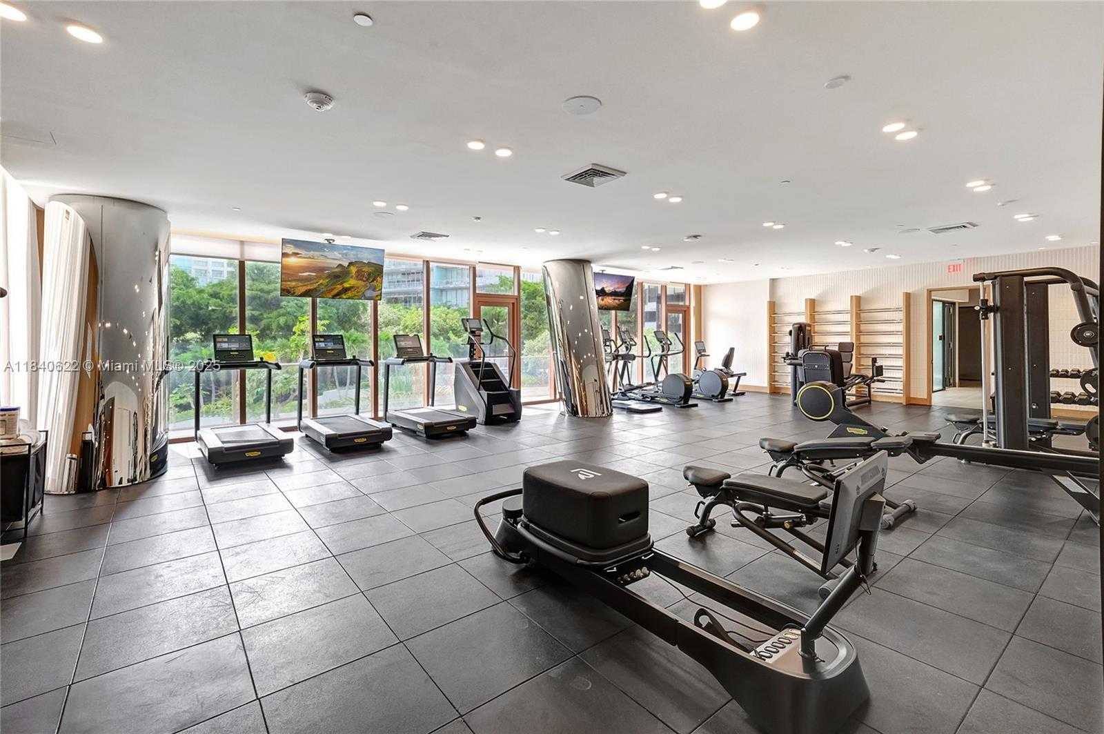 Small Image of 2655 SOUTH BAYSHORE DR #1401, Miami Number 74