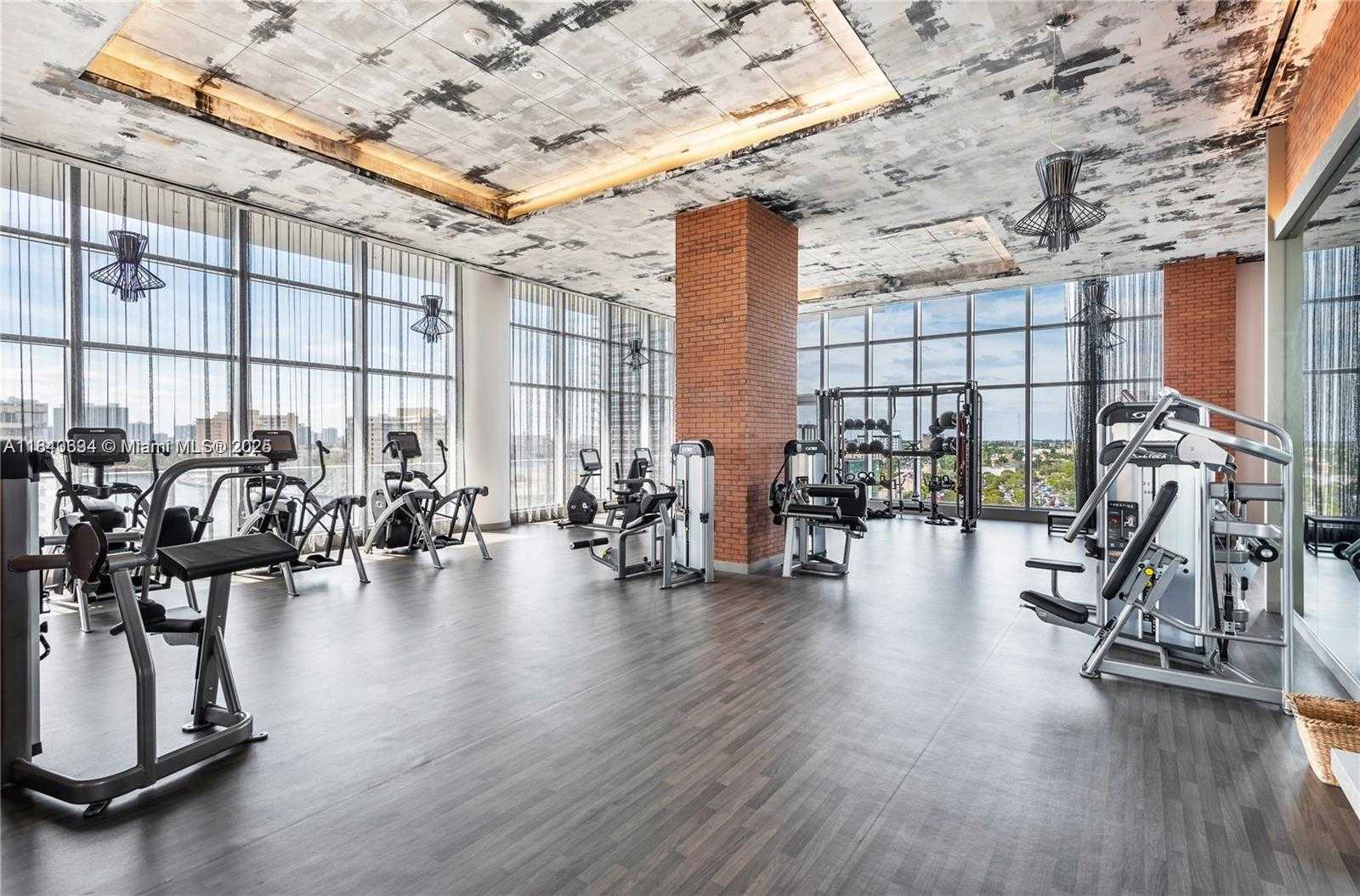 Small Image of 4010 SOUTH OCEAN DR #R2804, Hollywood Number 22