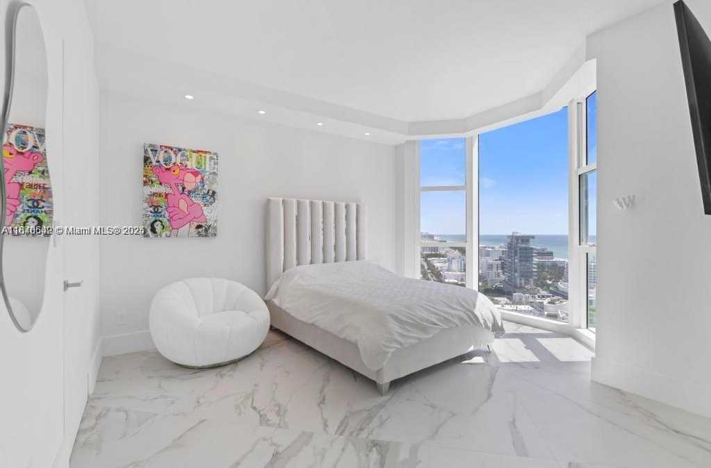 Small Image of 300 SOUTH POINTE DR #2201, Miami Beach Number 34