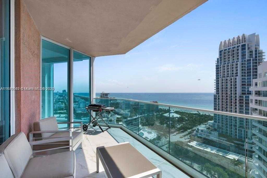 Small Image of 300 SOUTH POINTE DR #2201, Miami Beach Number 44