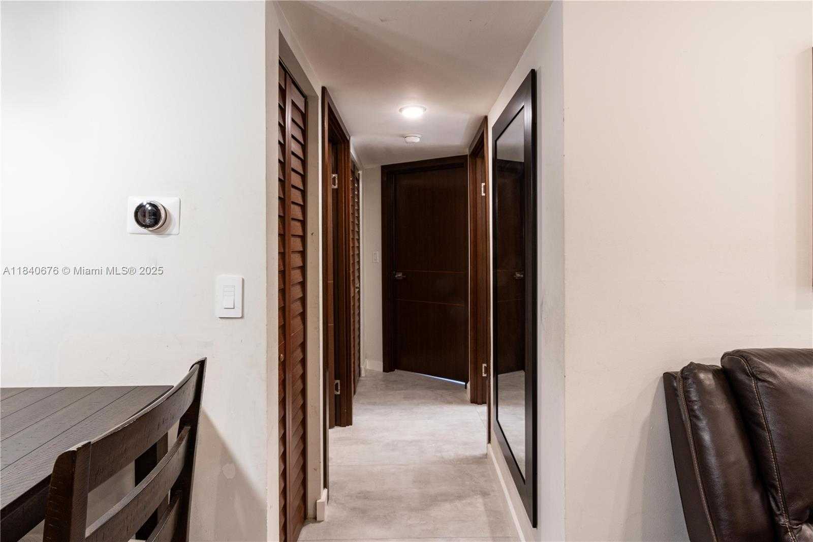 Small Image of 7150 INDIAN CREEK DR #206, Miami Beach Number 12