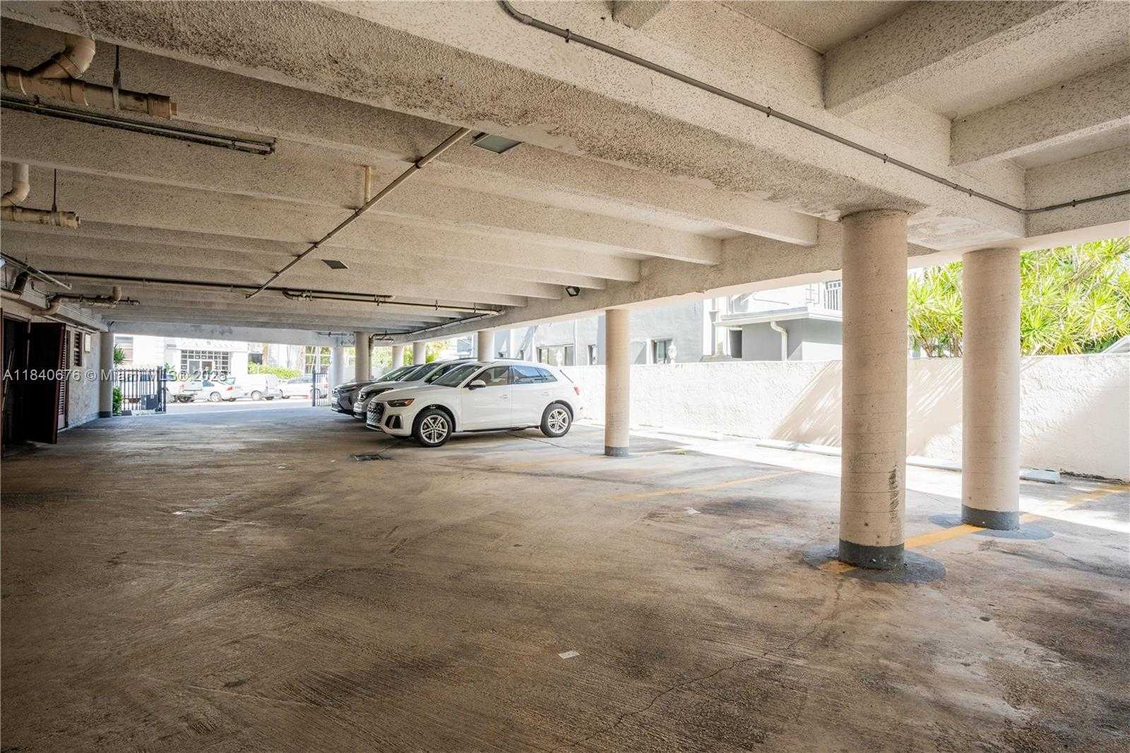 Small Image of 7150 INDIAN CREEK DR #206, Miami Beach Number 28