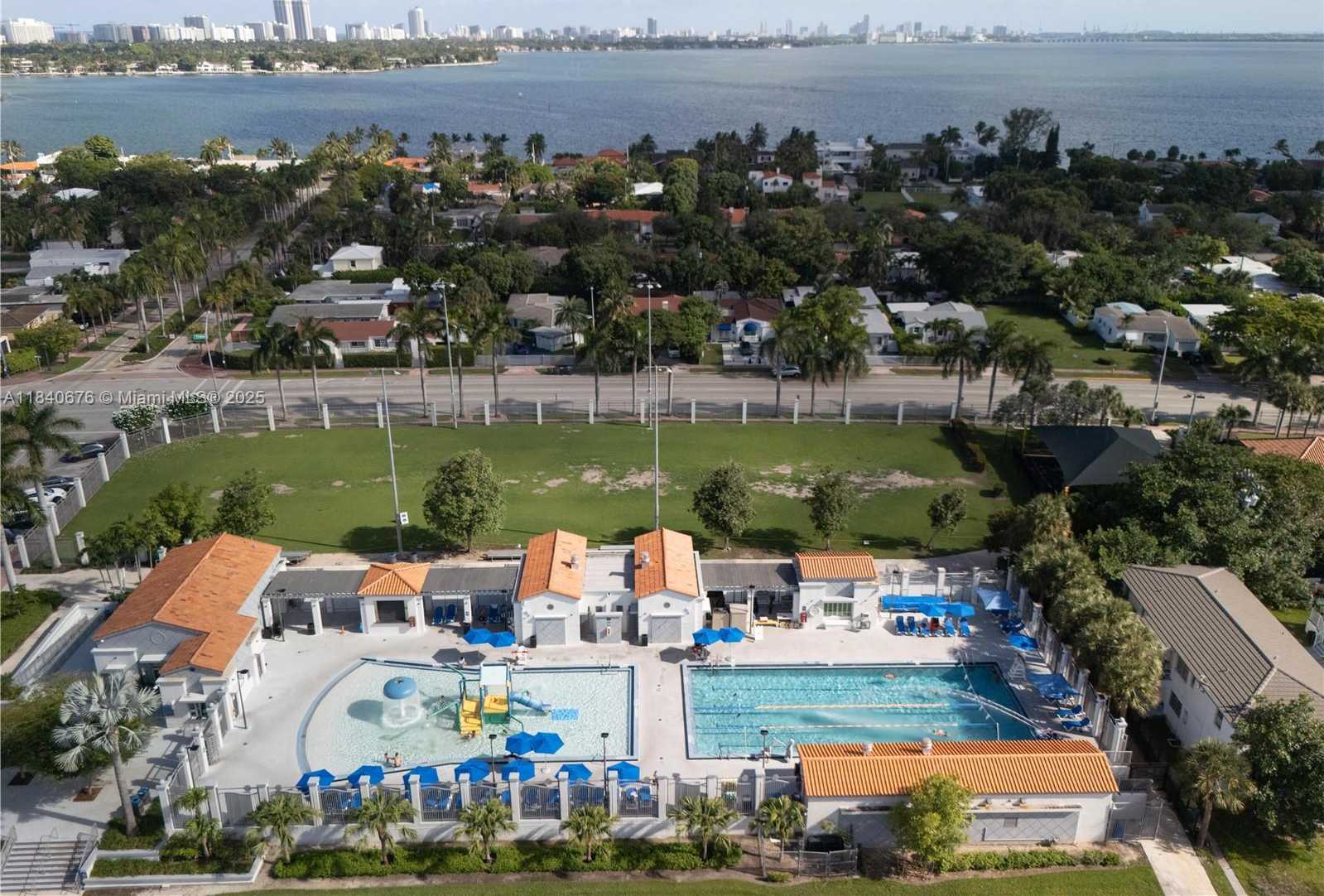 Small Image of 7150 INDIAN CREEK DR #206, Miami Beach Number 31