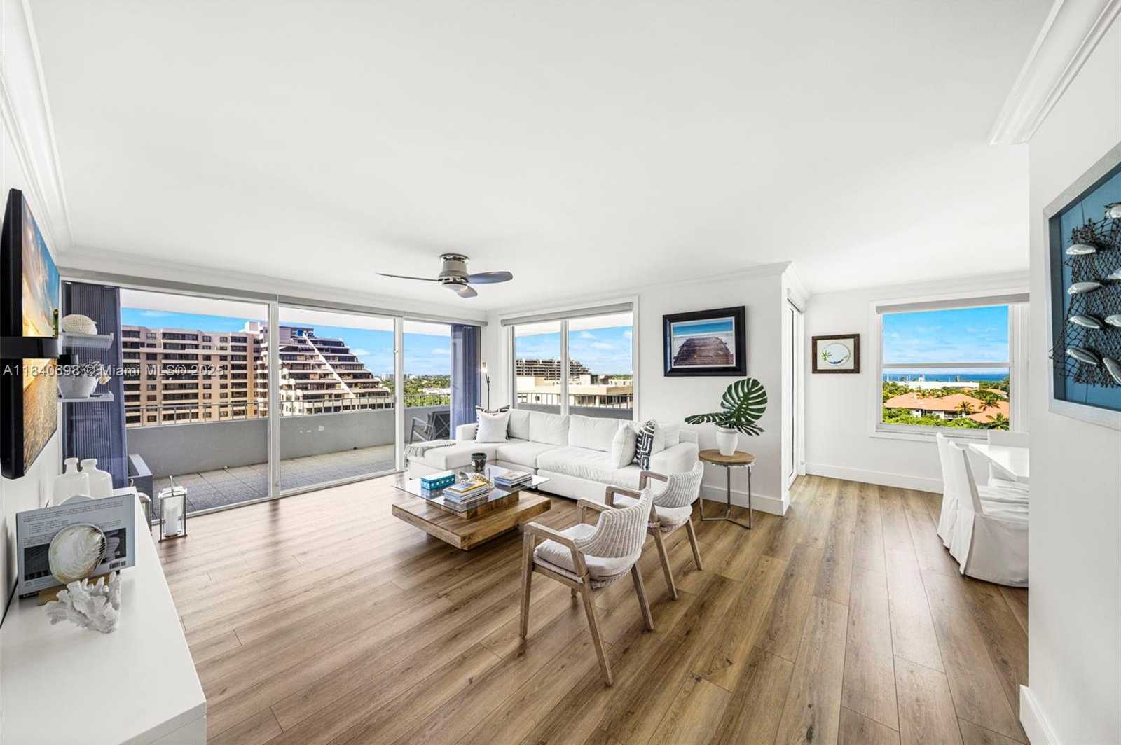 Small Image of 199 OCEAN LANE DR #1015, Key Biscayne Number 2
