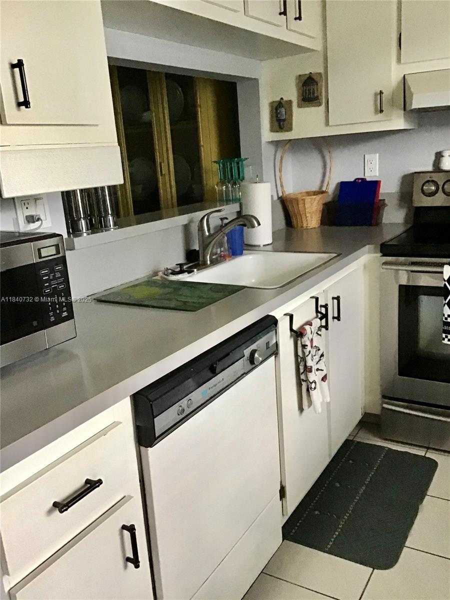 Small Image of 9200 LIME BAY BLVD #212, Tamarac Number 5