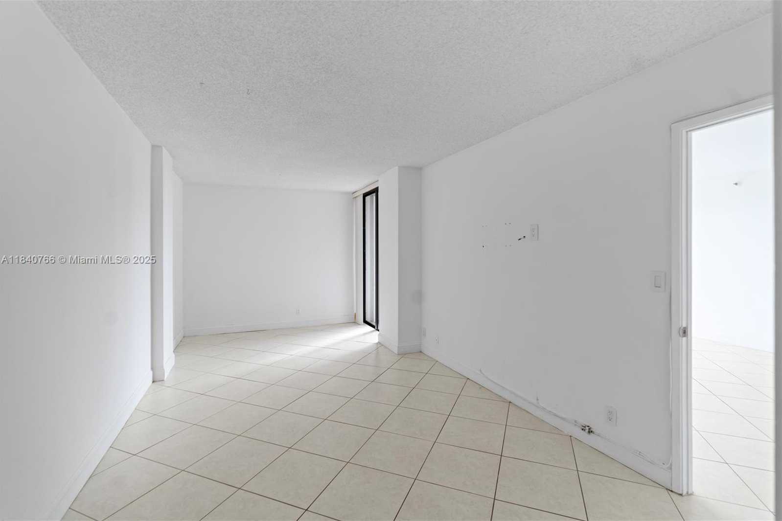 Small Image of 20225 NORTH EAST 34TH CT #819, Aventura Number 19