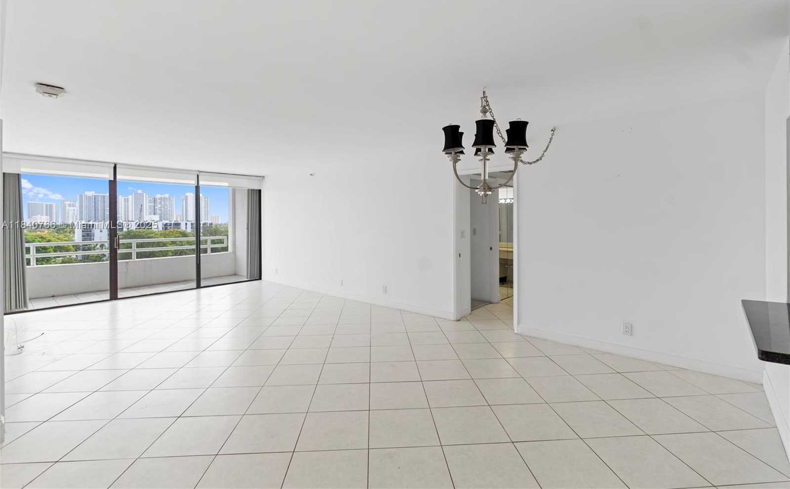 Small Image of 20225 NORTH EAST 34TH CT #819, Aventura Number 2
