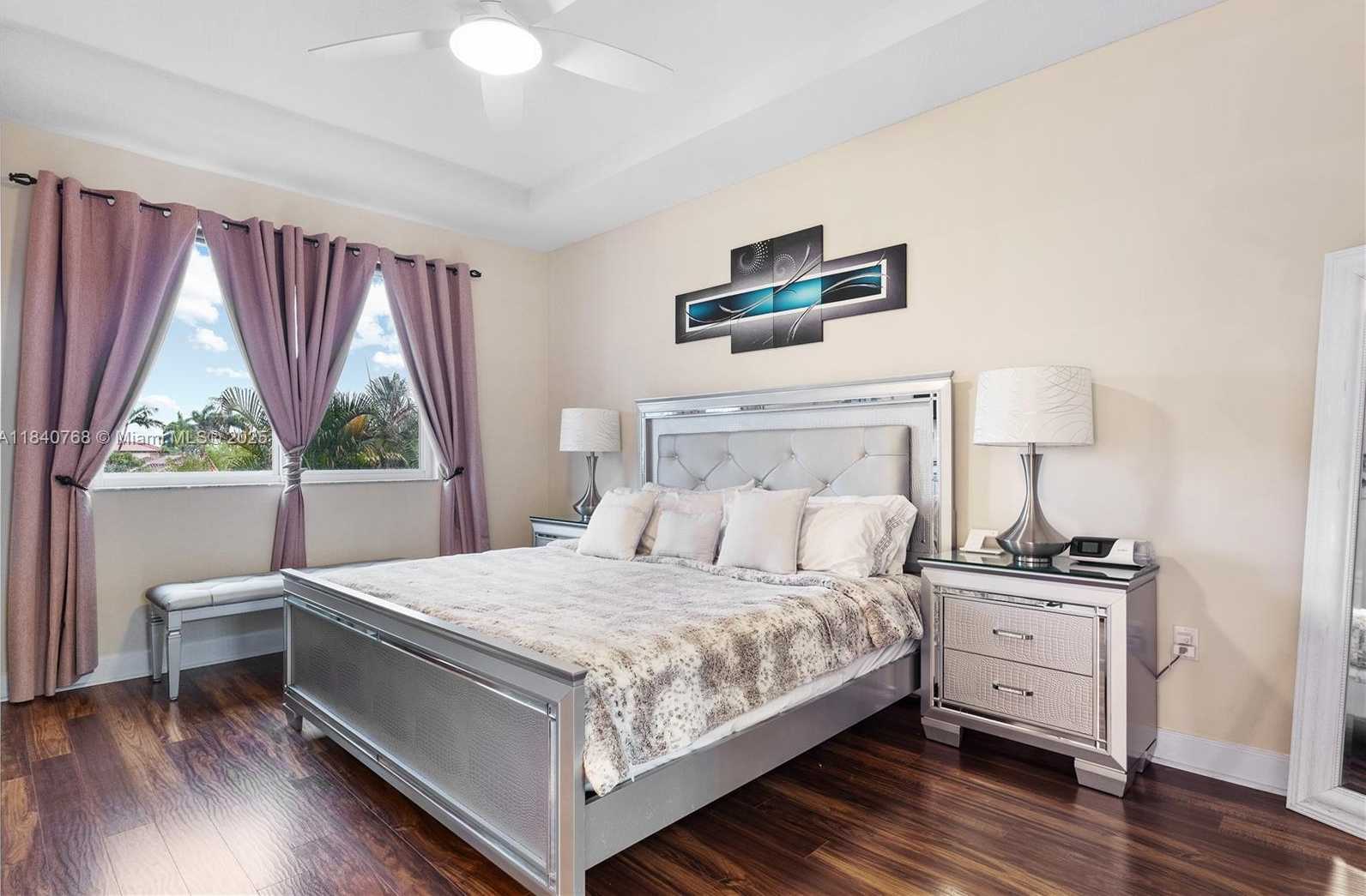 Small Image of 4461 SOUTH WEST 162ND CT, Miami Number 32