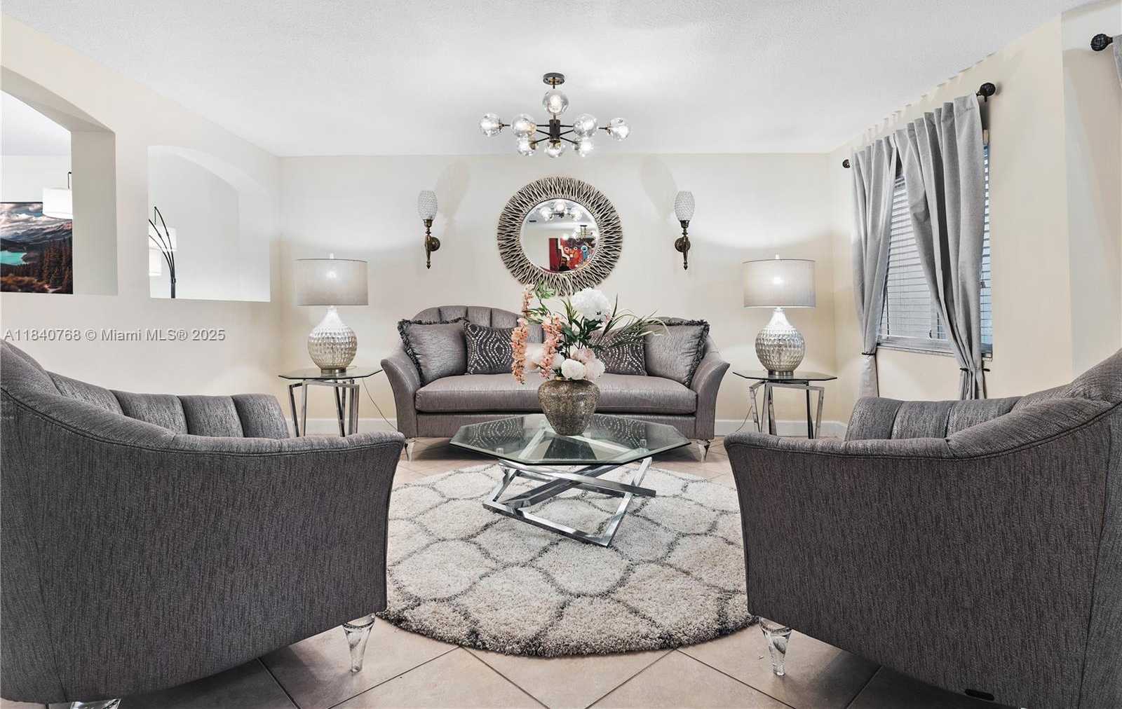 Small Image of 4461 SOUTH WEST 162ND CT, Miami Number 4