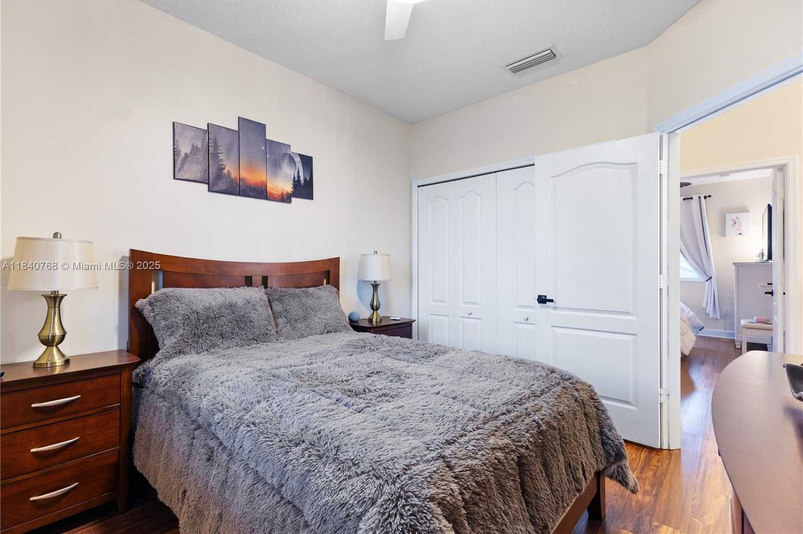 Small Image of 4461 SOUTH WEST 162ND CT, Miami Number 40