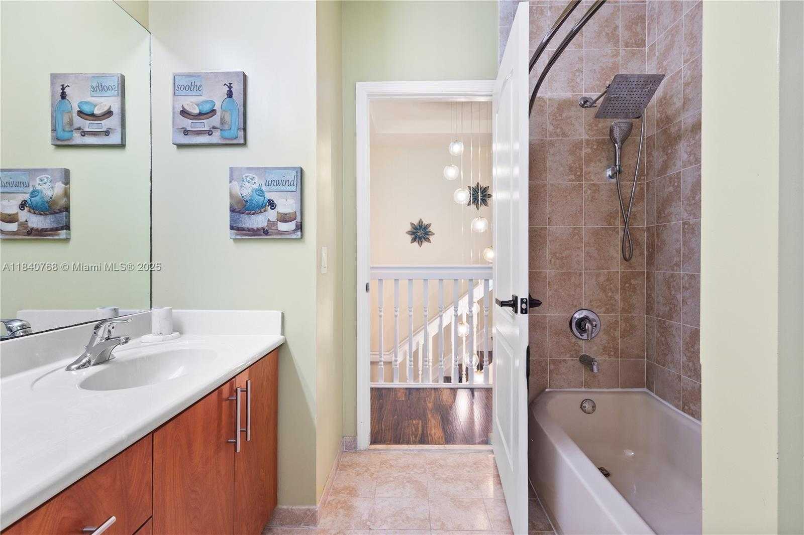 Small Image of 4461 SOUTH WEST 162ND CT, Miami Number 43