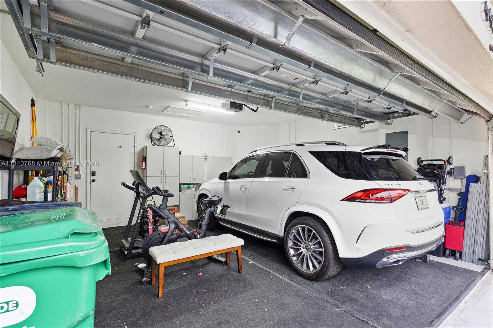 Small Image of 4461 SOUTH WEST 162ND CT, Miami Number 47