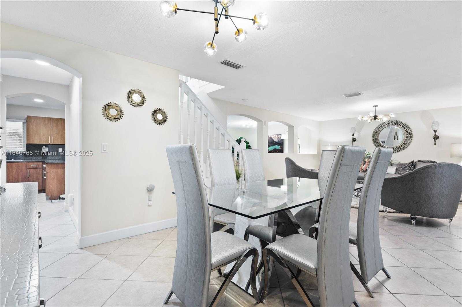 Small Image of 4461 SOUTH WEST 162ND CT, Miami Number 7