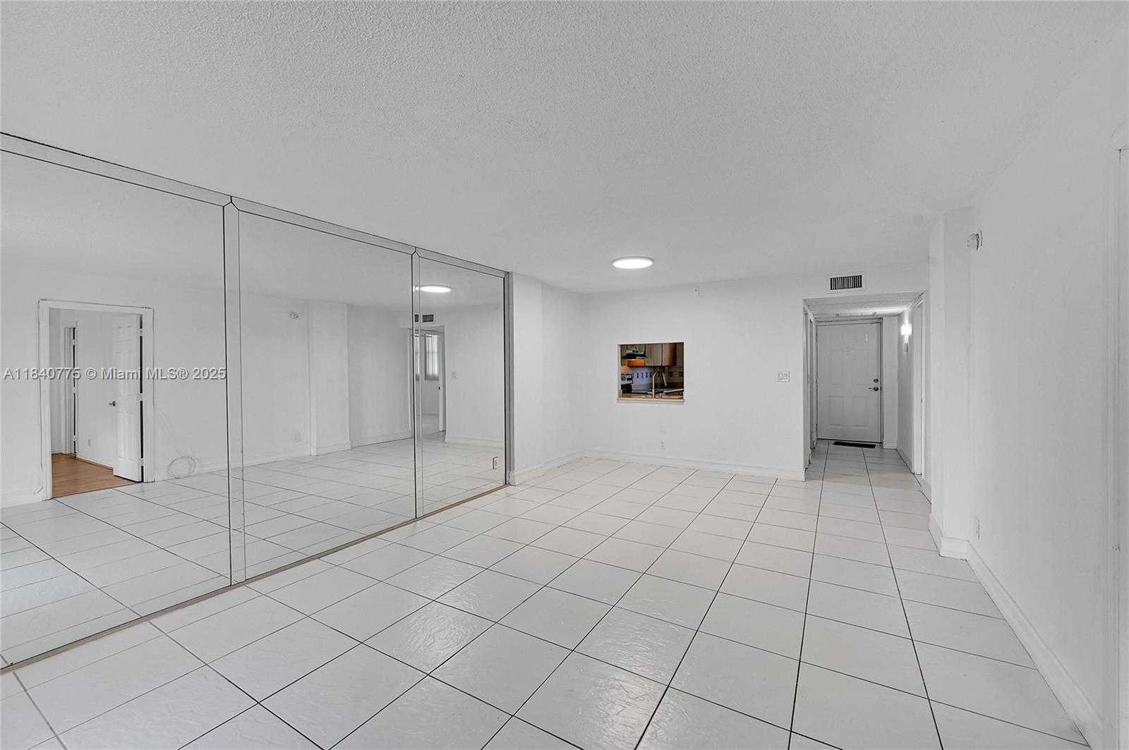 Small Image of 112 SOUTH ROYAL PARK DR #1C, Oakland Park Number 14