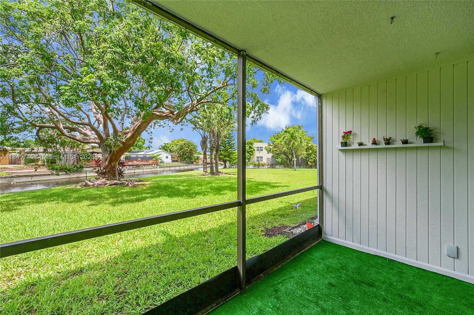 Small Image of 112 SOUTH ROYAL PARK DR #1C, Oakland Park Number 28