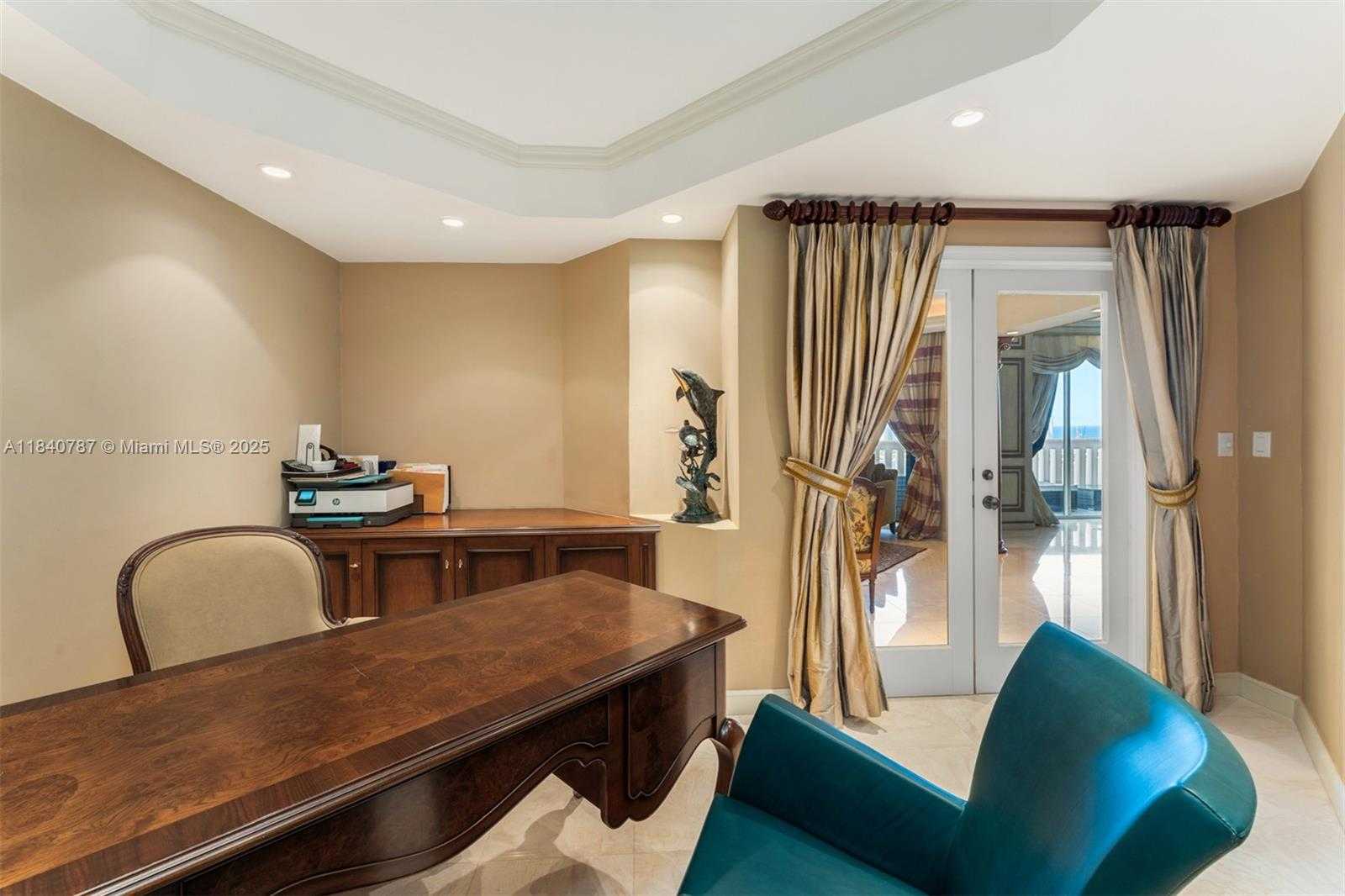 Small Image of 3000 ISLAND BLVD #2902, Aventura Number 20
