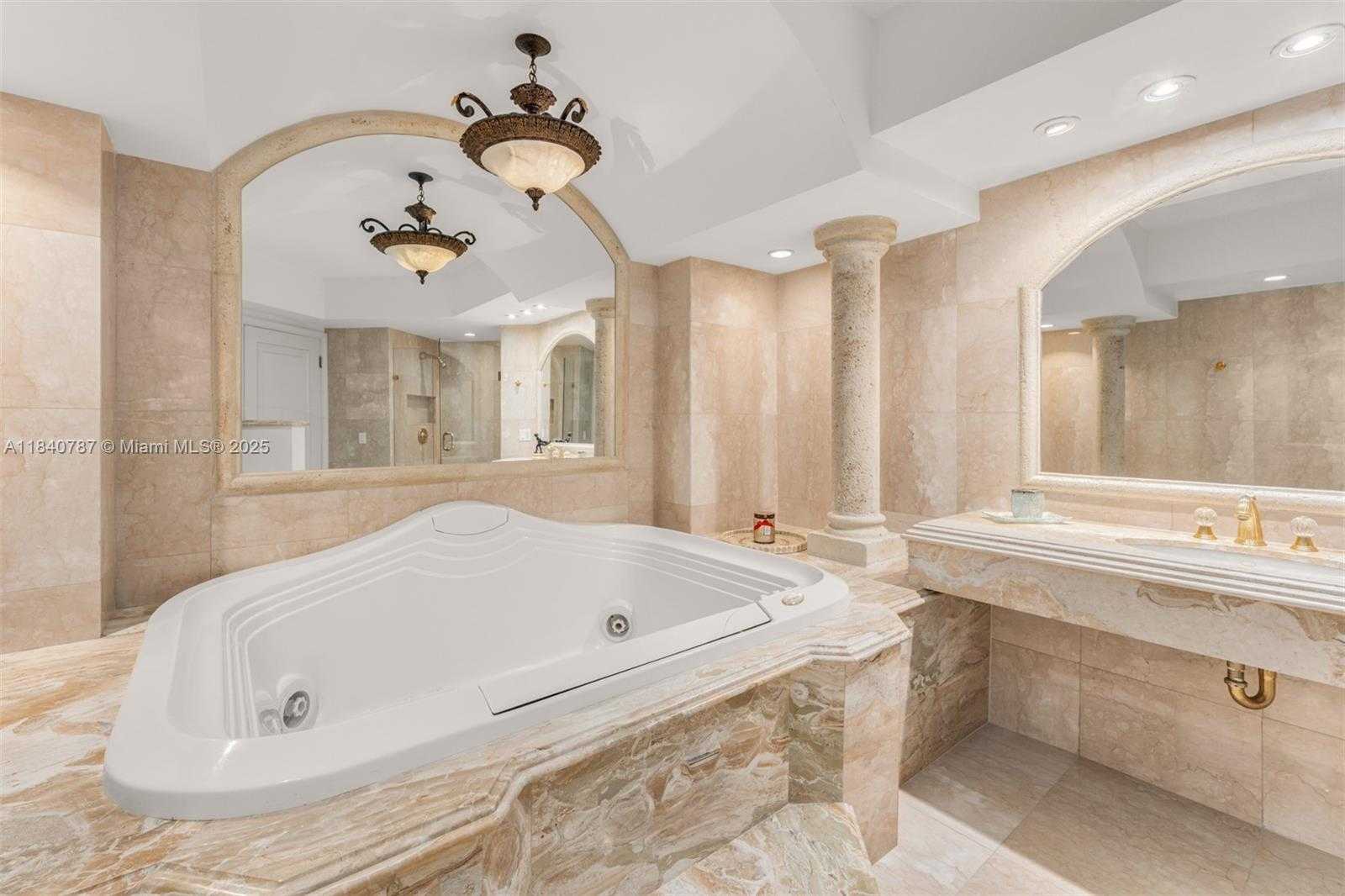 Small Image of 3000 ISLAND BLVD #2902, Aventura Number 66