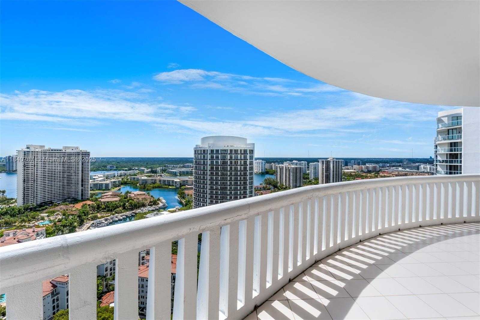 Small Image of 3000 ISLAND BLVD #2902, Aventura Number 70