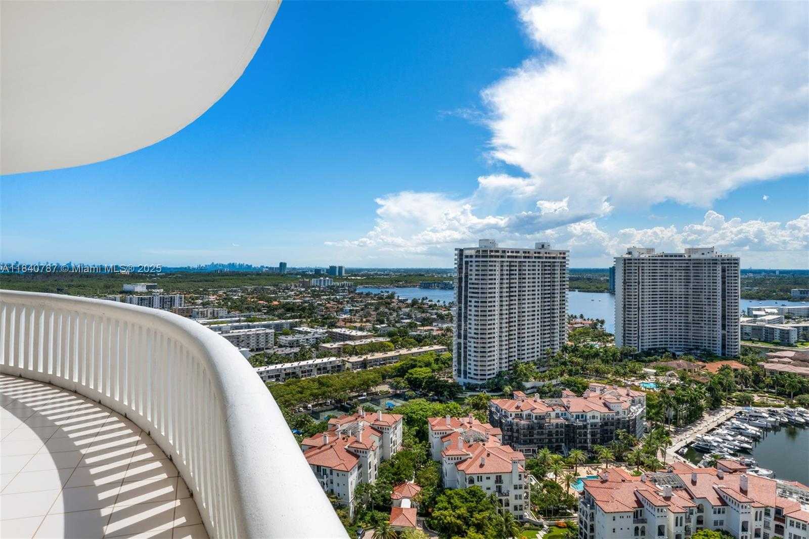 Small Image of 3000 ISLAND BLVD #2902, Aventura Number 88