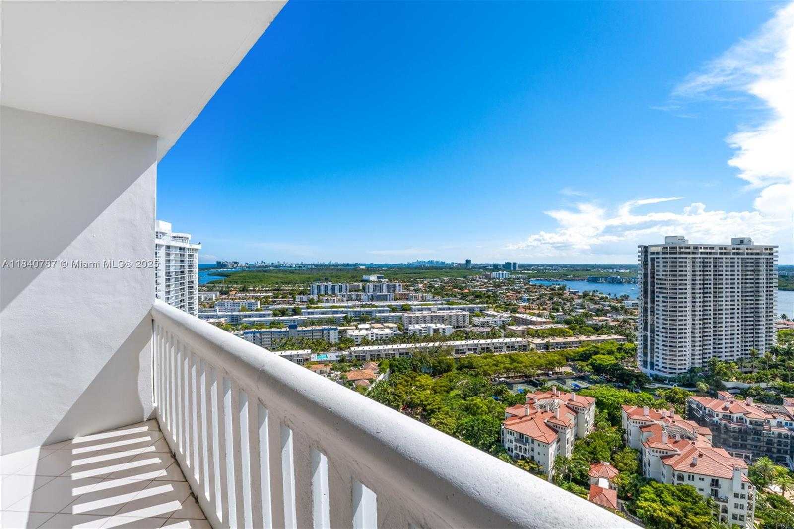 Small Image of 3000 ISLAND BLVD #2902, Aventura Number 89