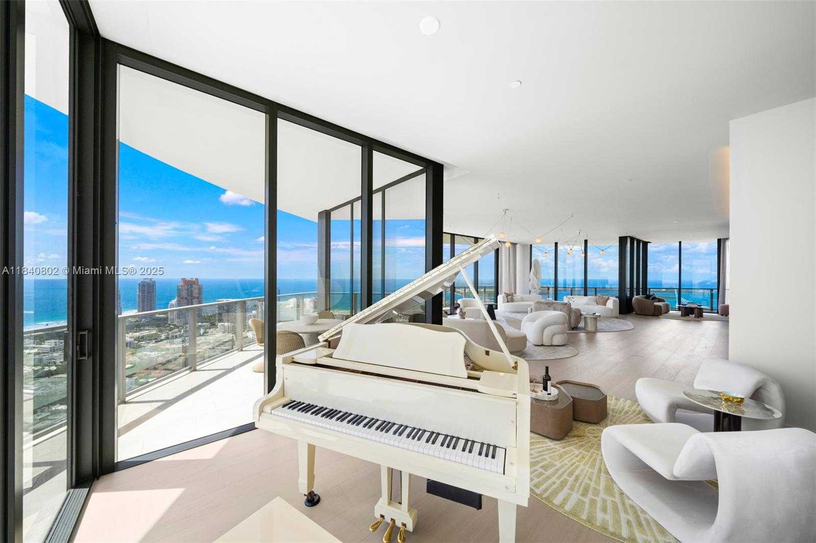 Small Image of 501 WEST AVE #PH4701, Miami Beach Number 14