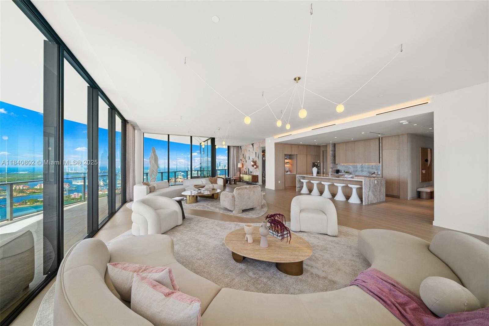 Small Image of 501 WEST AVE #PH4701, Miami Beach Number 15