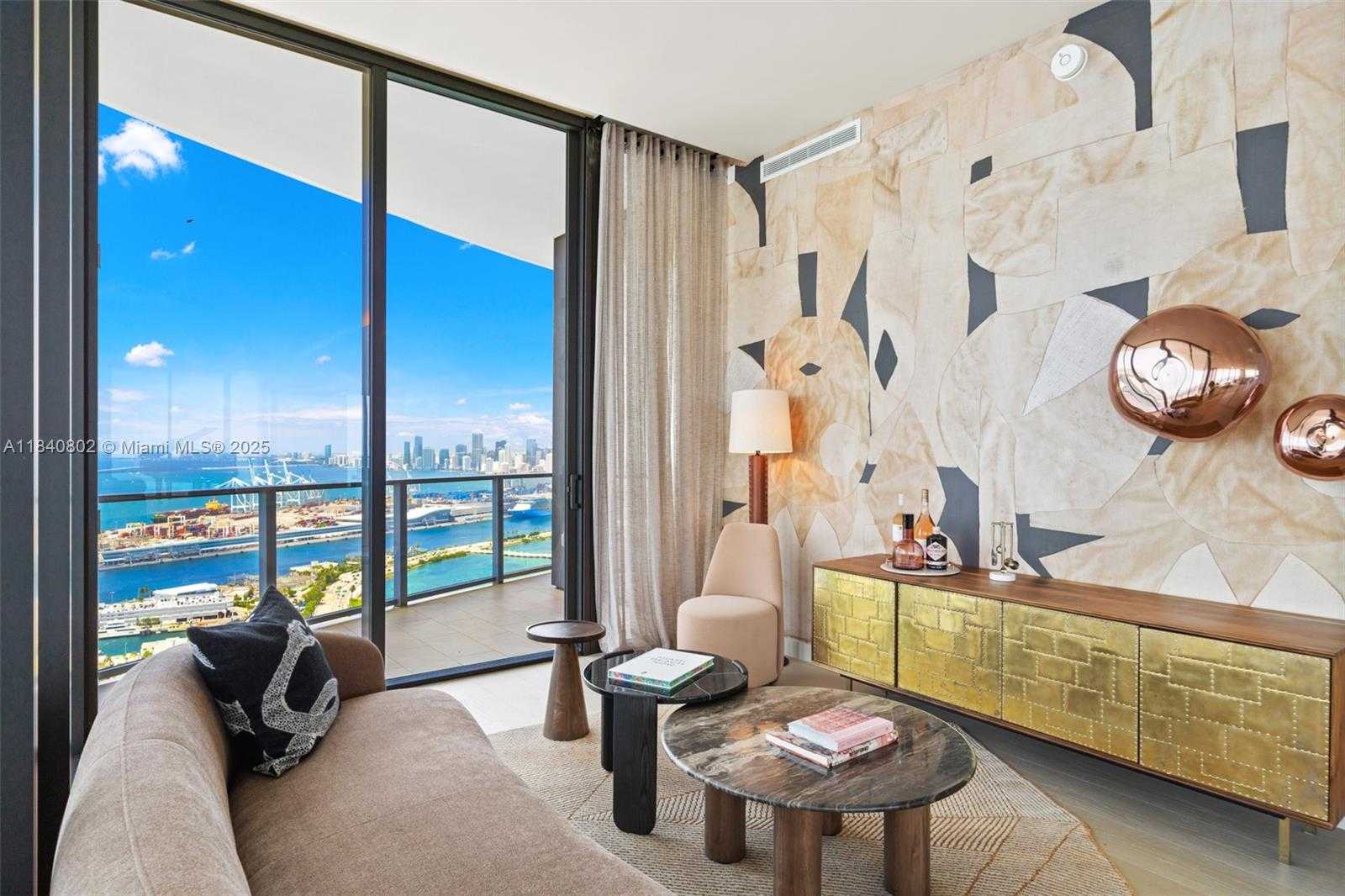 Small Image of 501 WEST AVE #PH4701, Miami Beach Number 23