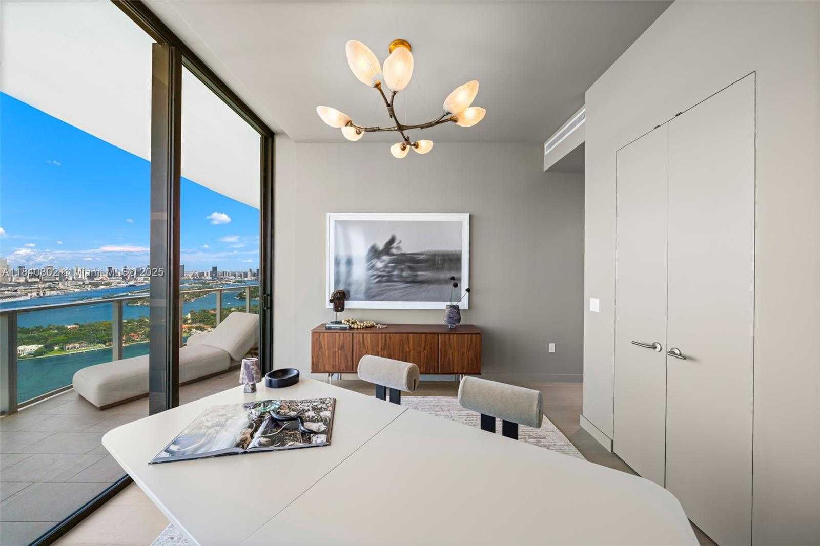 Small Image of 501 WEST AVE #PH4701, Miami Beach Number 33