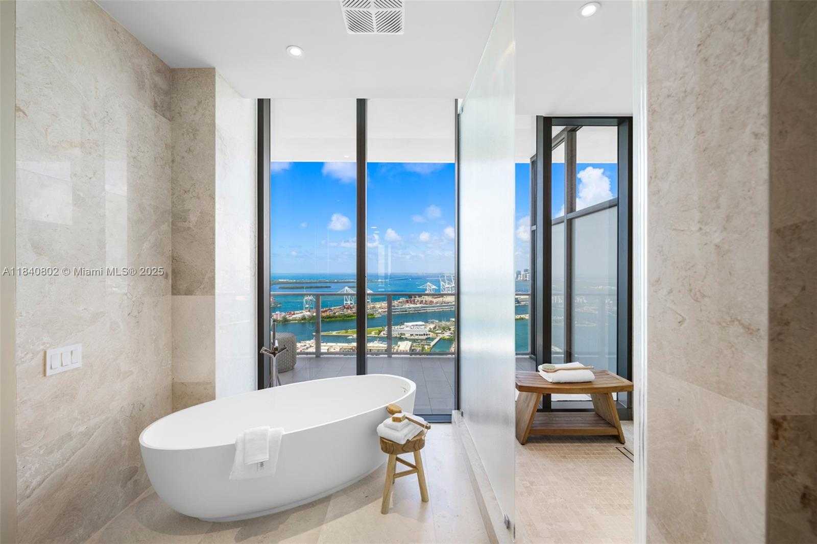 Small Image of 501 WEST AVE #PH4701, Miami Beach Number 50