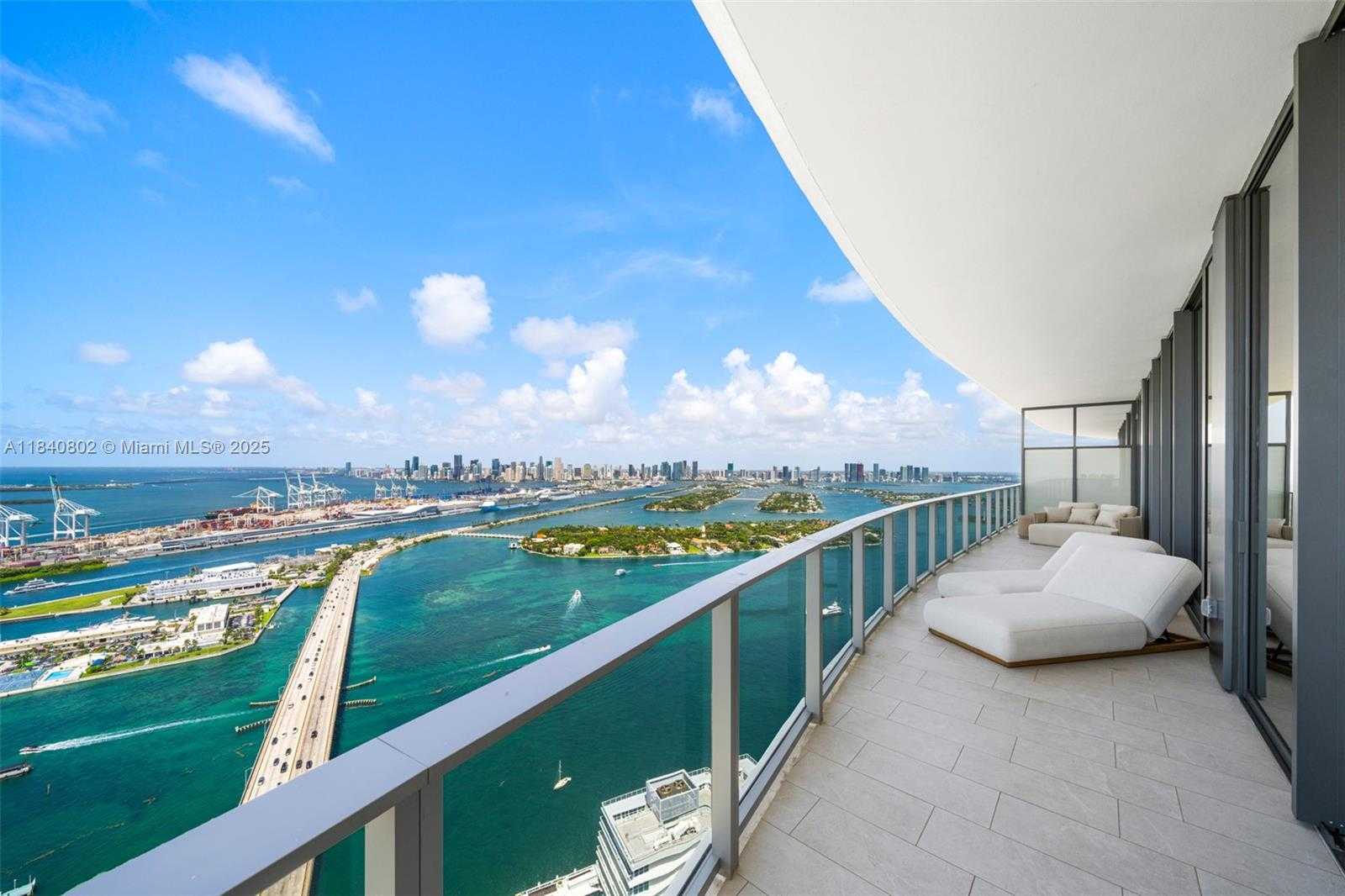 Small Image of 501 WEST AVE #PH4701, Miami Beach Number 55
