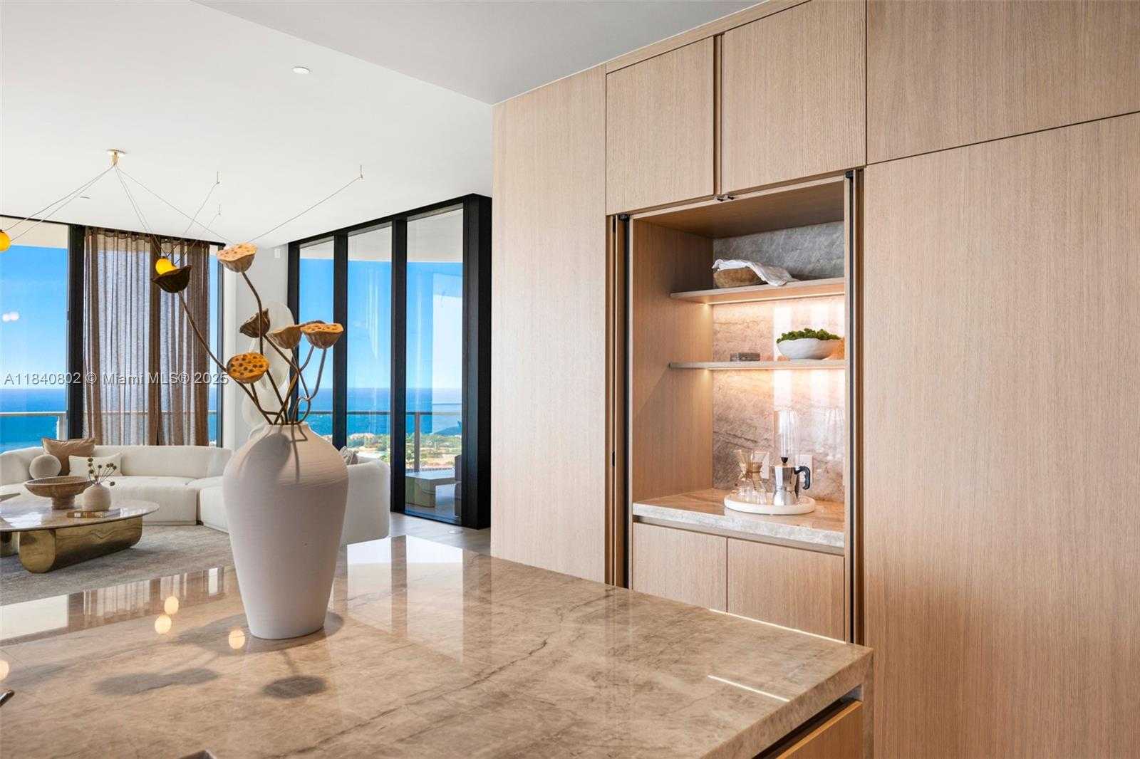 Small Image of 501 WEST AVE #PH4701, Miami Beach Number 6