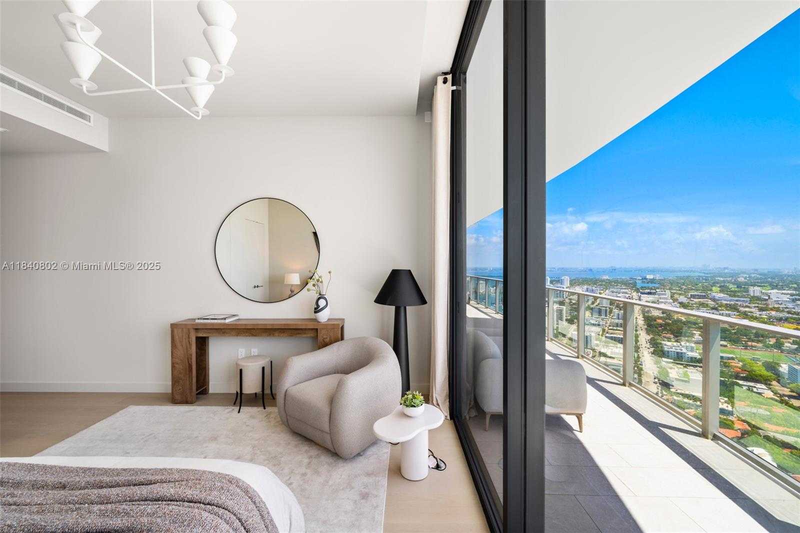 Small Image of 501 WEST AVE #PH4701, Miami Beach Number 72