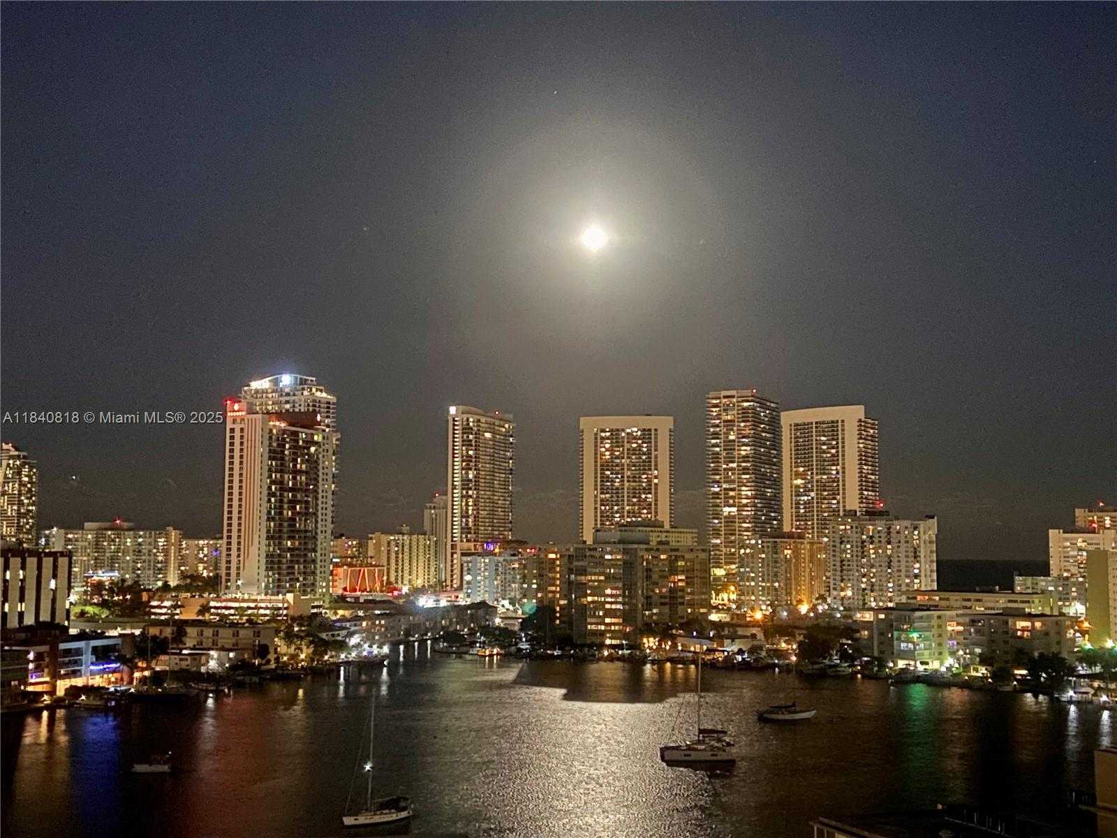 Small Image of 427 GOLDEN ISLES DR #14F, Hallandale Beach Number 14