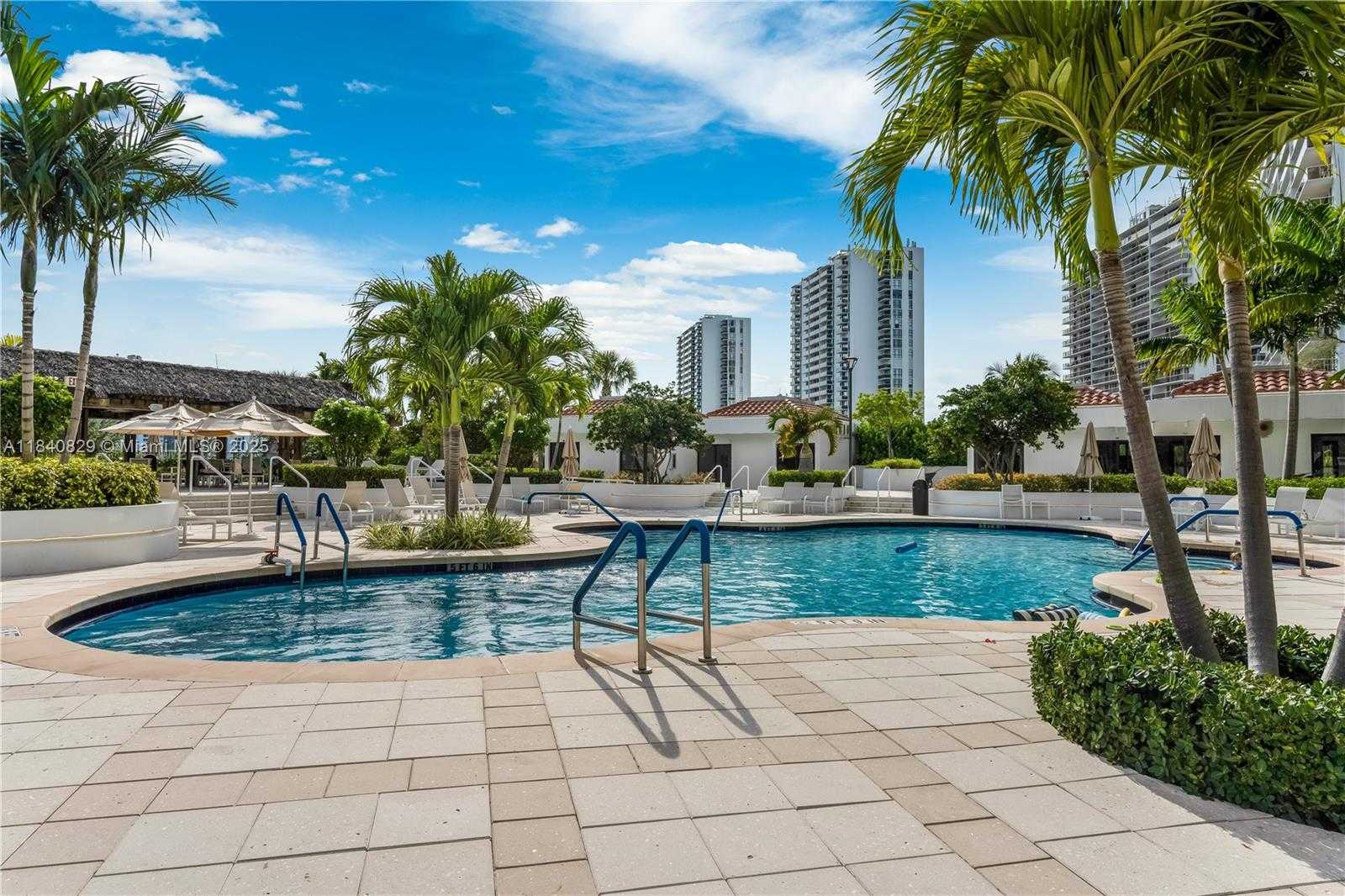Small Image of 20281 EAST COUNTRY CLUB DR #405, Aventura Number 29