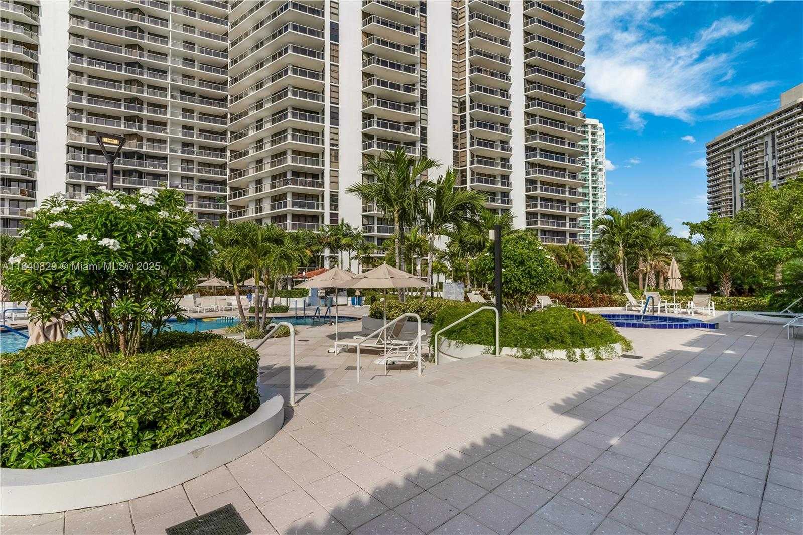 Small Image of 20281 EAST COUNTRY CLUB DR #405, Aventura Number 30